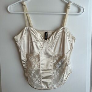 H&M lace corset style top. Size medium and gently worn.